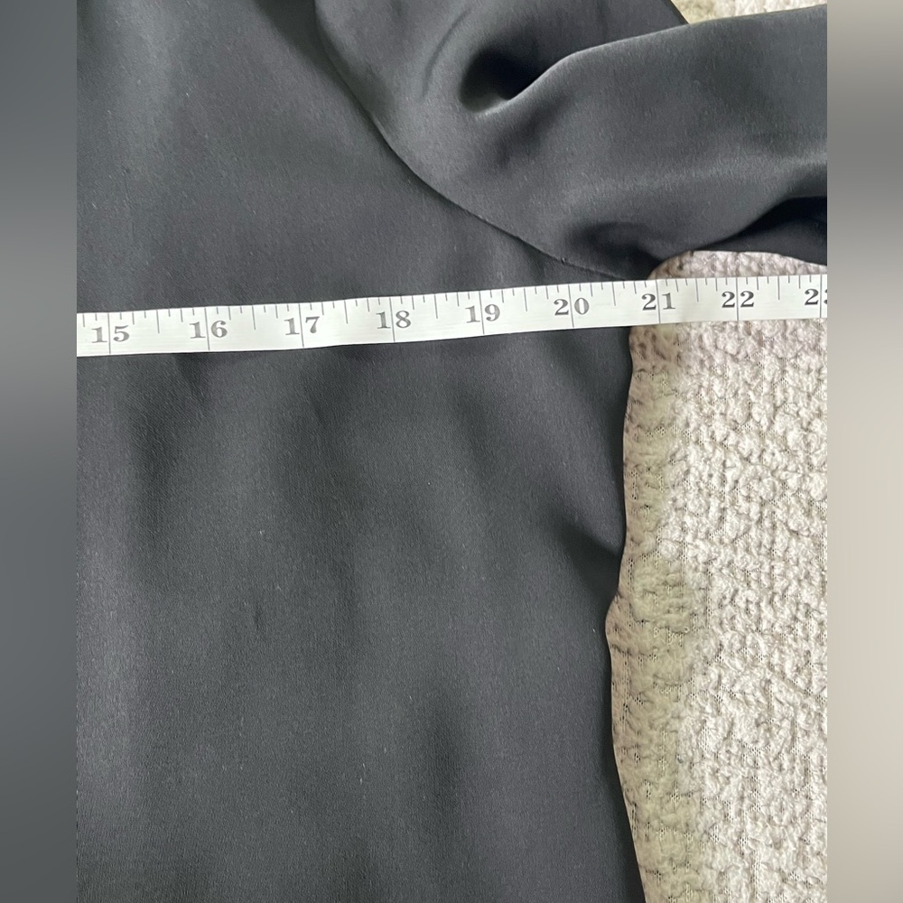 Alfani Open Front Cardigan Petite
Small Black 3/4 Sleeve 100% Polyester - Picture 15 of 17